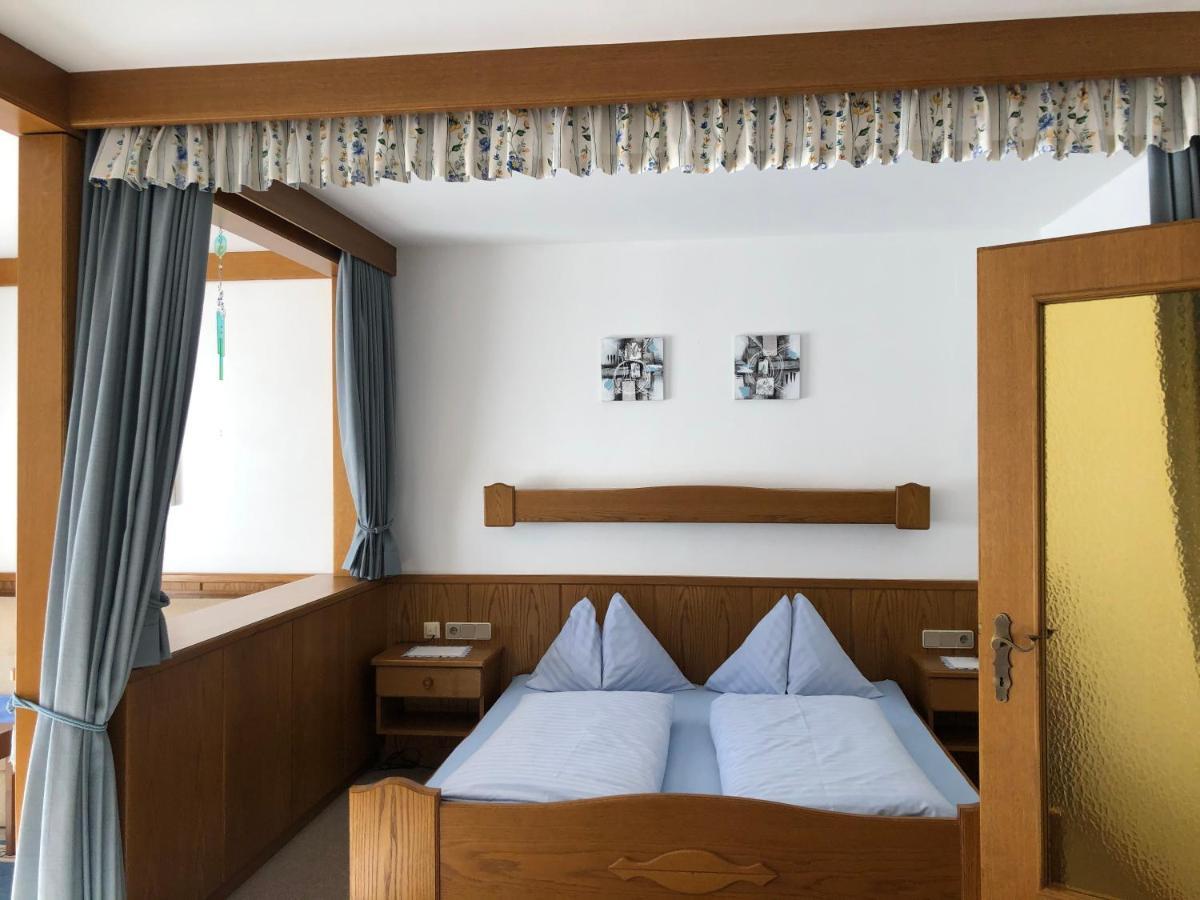 Fruehstueckspension-Appartementhaus Wasserer Bad Kleinkirchheim Ngoại thất bức ảnh