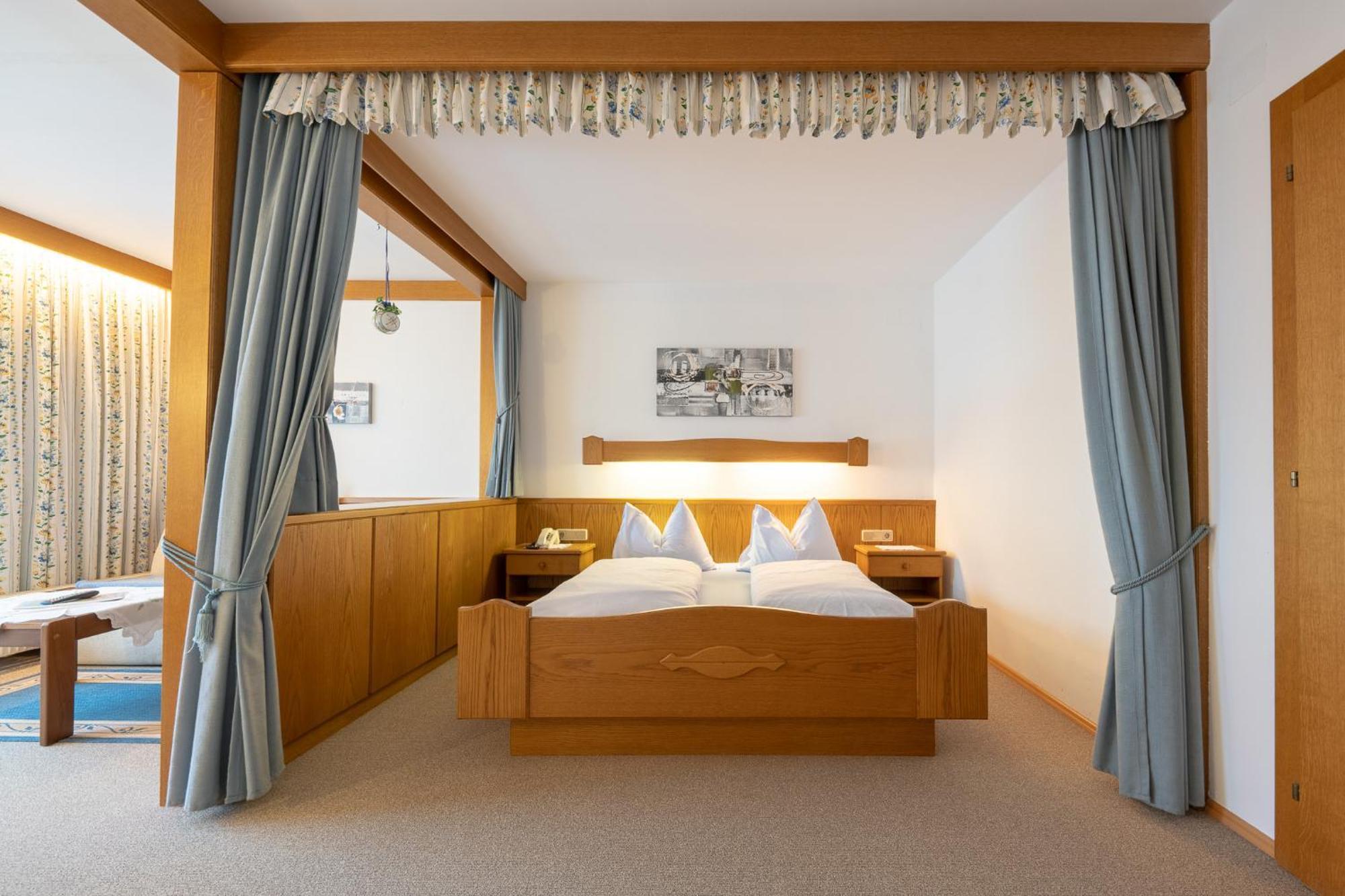 Fruehstueckspension-Appartementhaus Wasserer Bad Kleinkirchheim Ngoại thất bức ảnh
