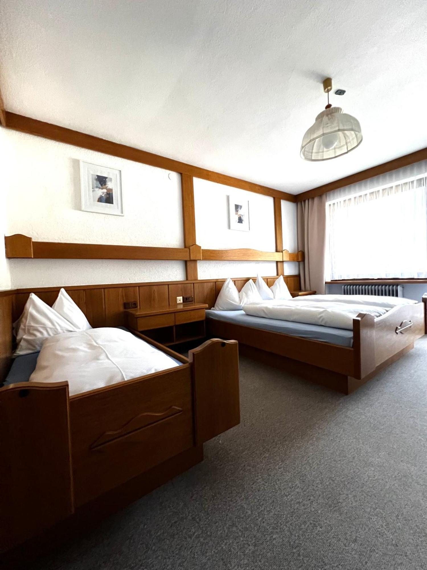 Fruehstueckspension-Appartementhaus Wasserer Bad Kleinkirchheim Ngoại thất bức ảnh