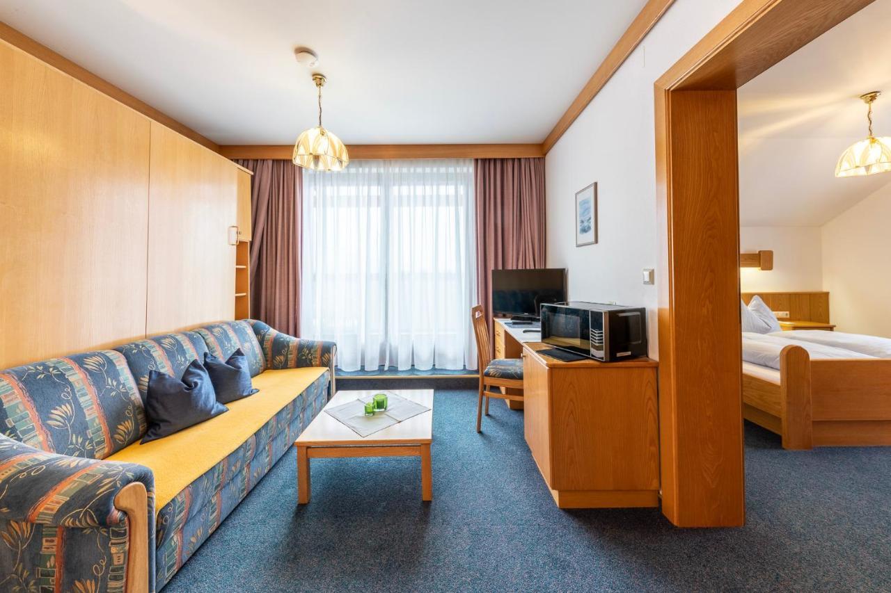 Fruehstueckspension-Appartementhaus Wasserer Bad Kleinkirchheim Ngoại thất bức ảnh